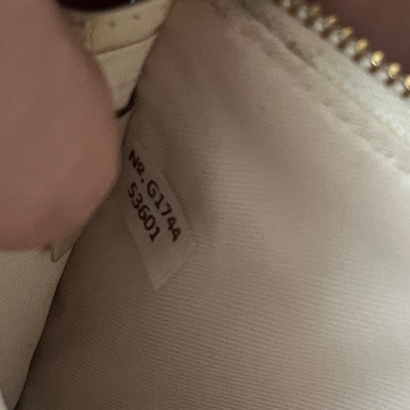 Coach Zippy Wristlet in Signature Fabric (53601) - Project Wristlet - Picture 11 of 14